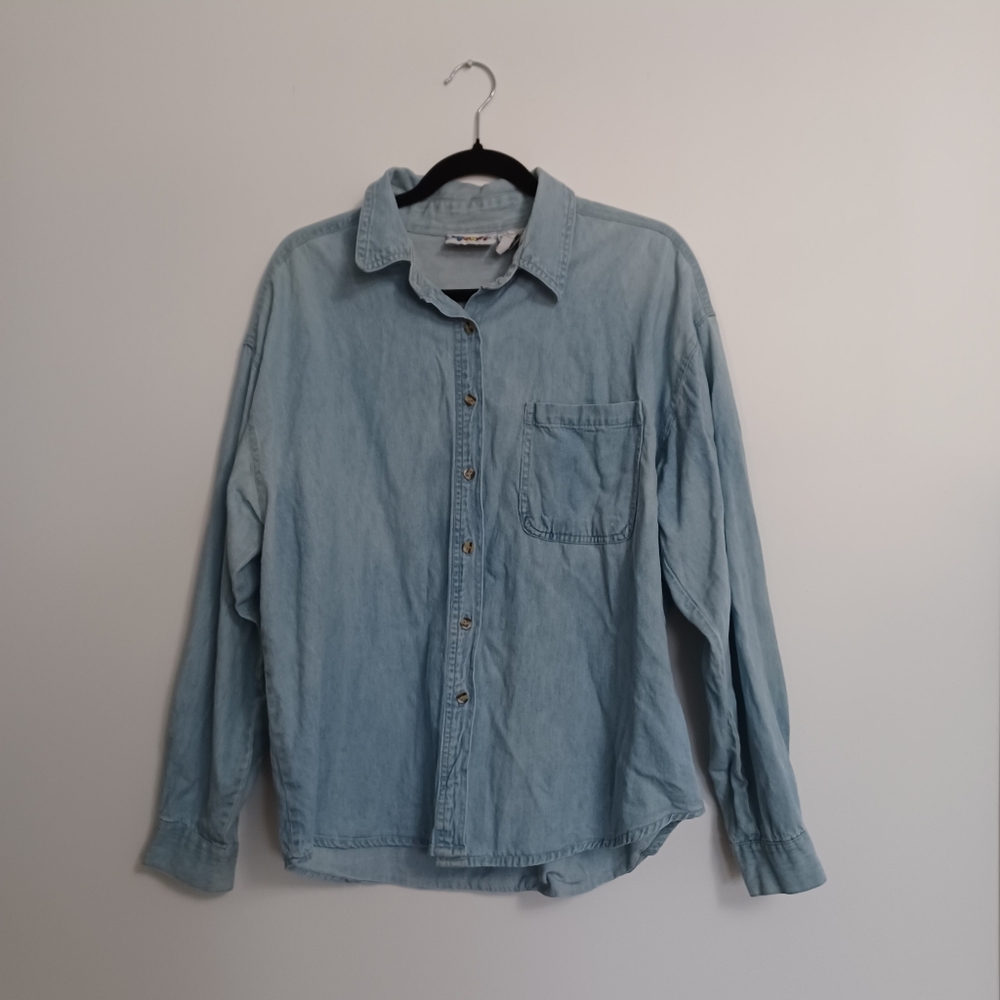 Vintage Looney Tunes Denim Buttom Down Shirt